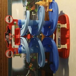 Disney cars 2 talking race track
